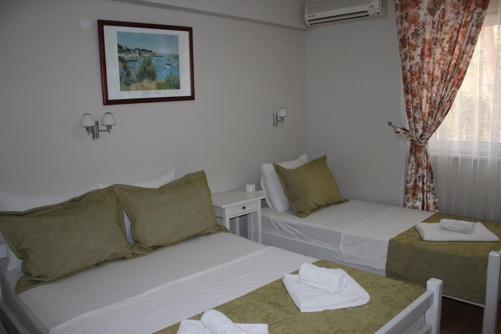 בוזקאדה Ilyada Hotel מראה חיצוני תמונה